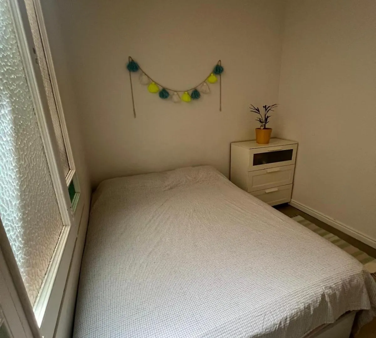 بيت شباب Habitacion Privada En Bello Apartamento Compartido برشلونة
