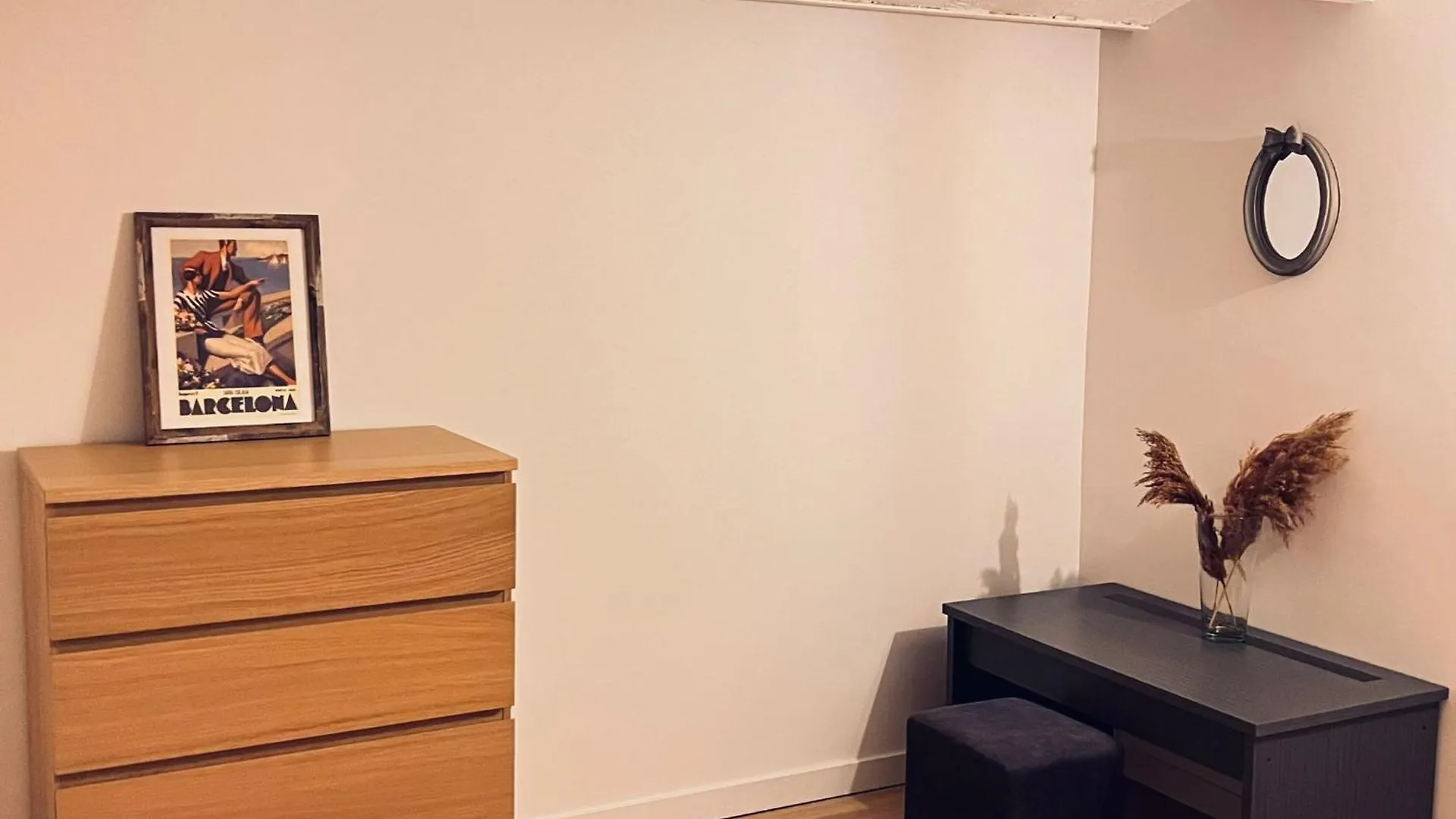بيت شباب Habitacion Privada En Bello Apartamento Compartido برشلونة